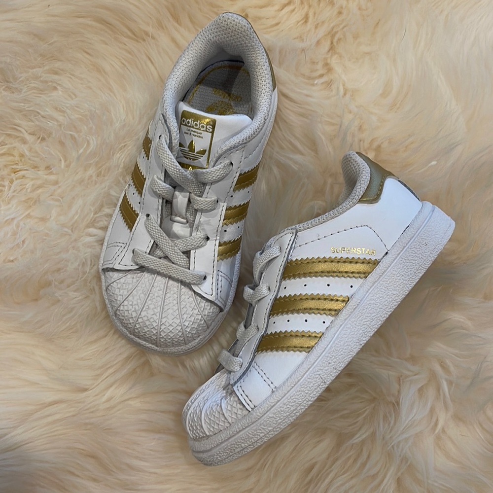 Adidas Superstar Shoes